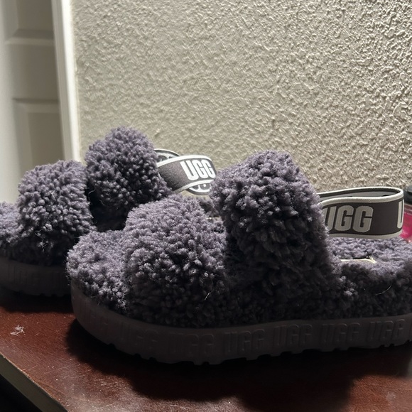 UGG Shoes - women’s ugg slides🖤